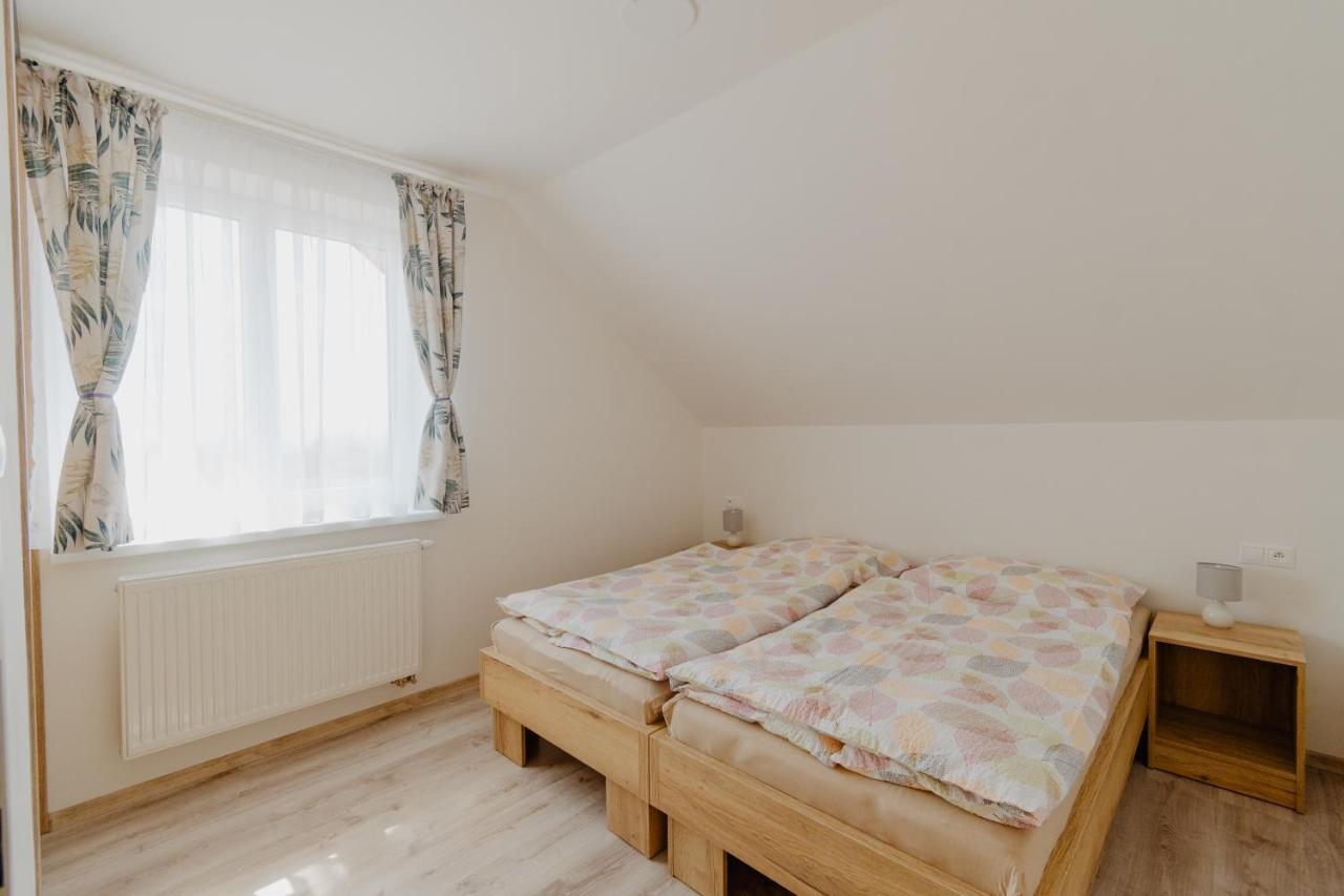 Apartmany Zara Nova Lesna Exterior photo