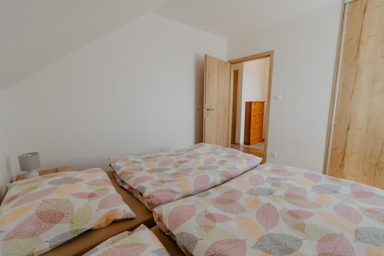 Apartmany Zara Nova Lesna Exterior photo