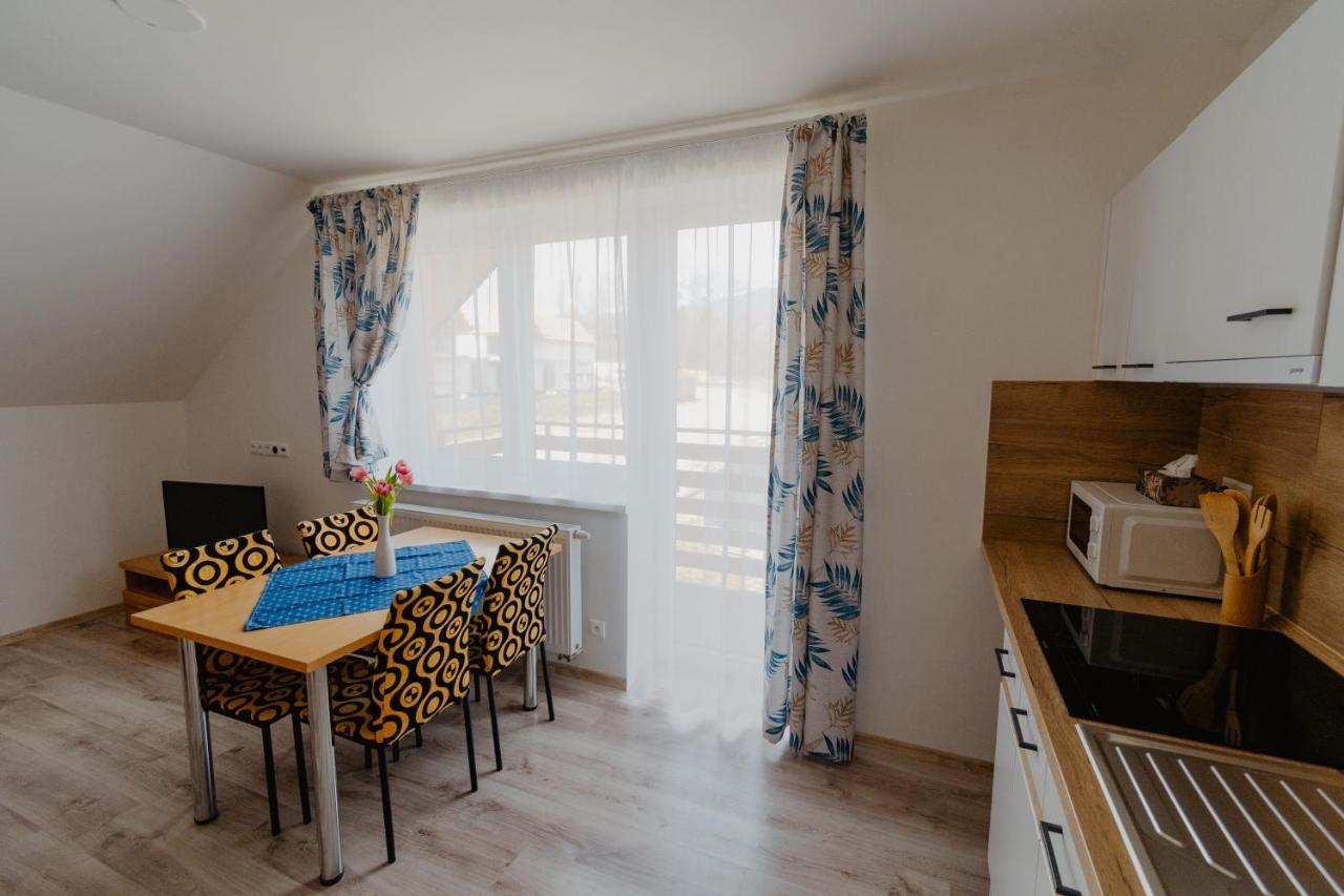 Apartmany Zara Nova Lesna Exterior photo