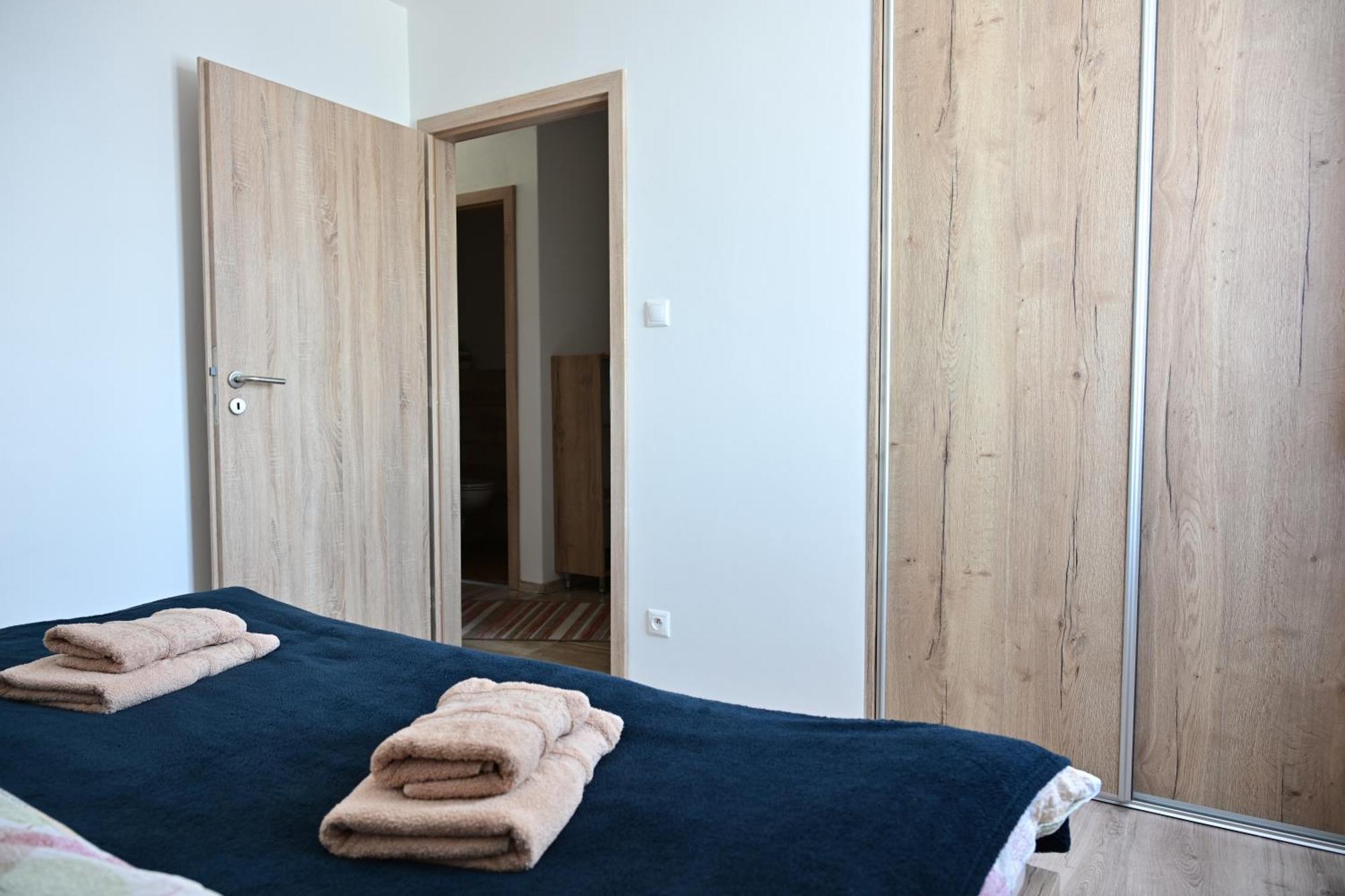 Apartmany Zara Nova Lesna Exterior photo