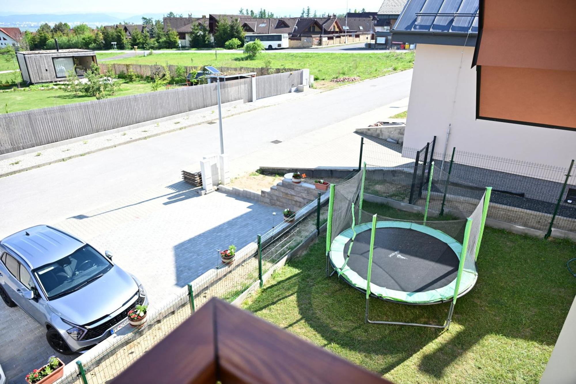 Apartmany Zara Nova Lesna Exterior photo