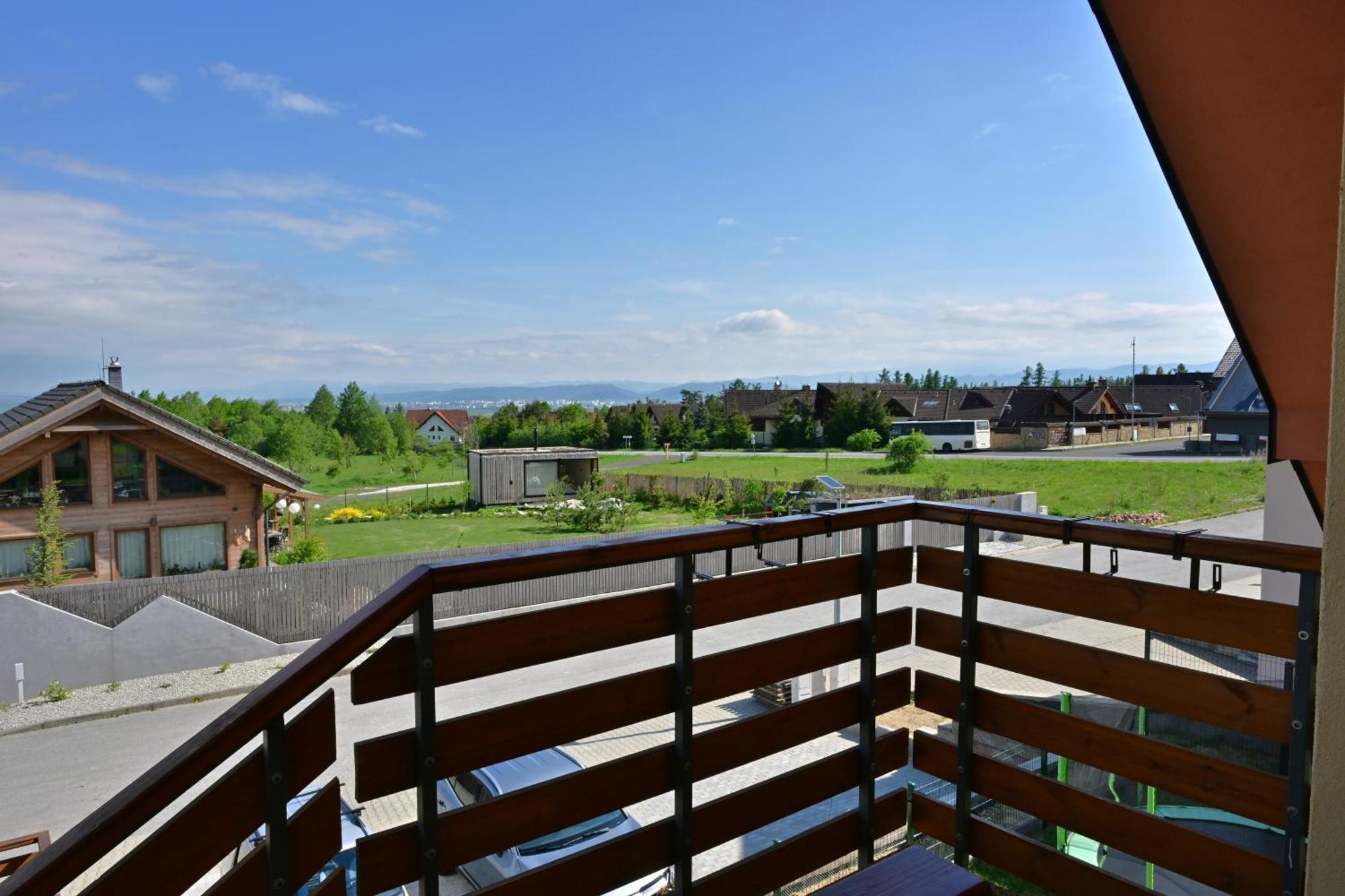 Apartmany Zara Nova Lesna Exterior photo